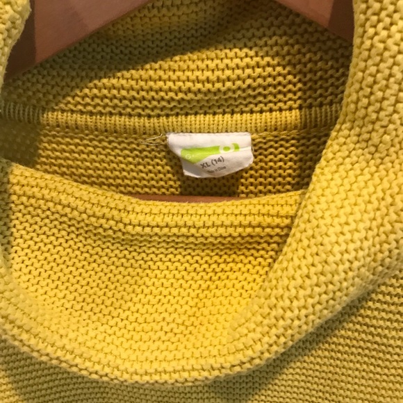 Girl sweater,  size 14 - Picture 2 of 3